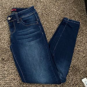 Dark wash skinny jeans